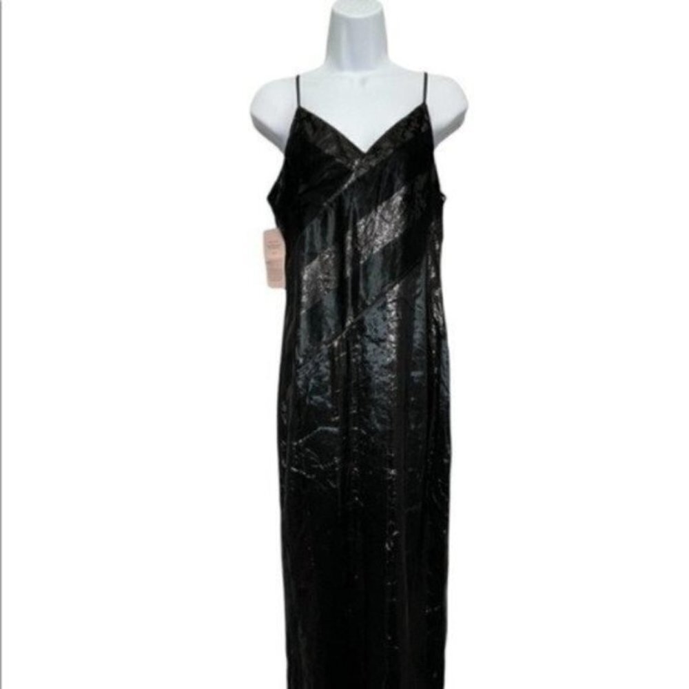 NWT Yumi Kim Black Metallic Velvet Maxi Dress Size Medium - Picture 6 of 13